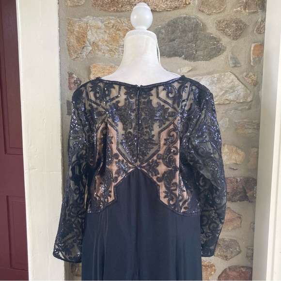 Tadashi Shoji PARULA GOWN Sheer Sequin Maxi Dress APU2132LX-BK/ND 18Q - Picture 9 of 16